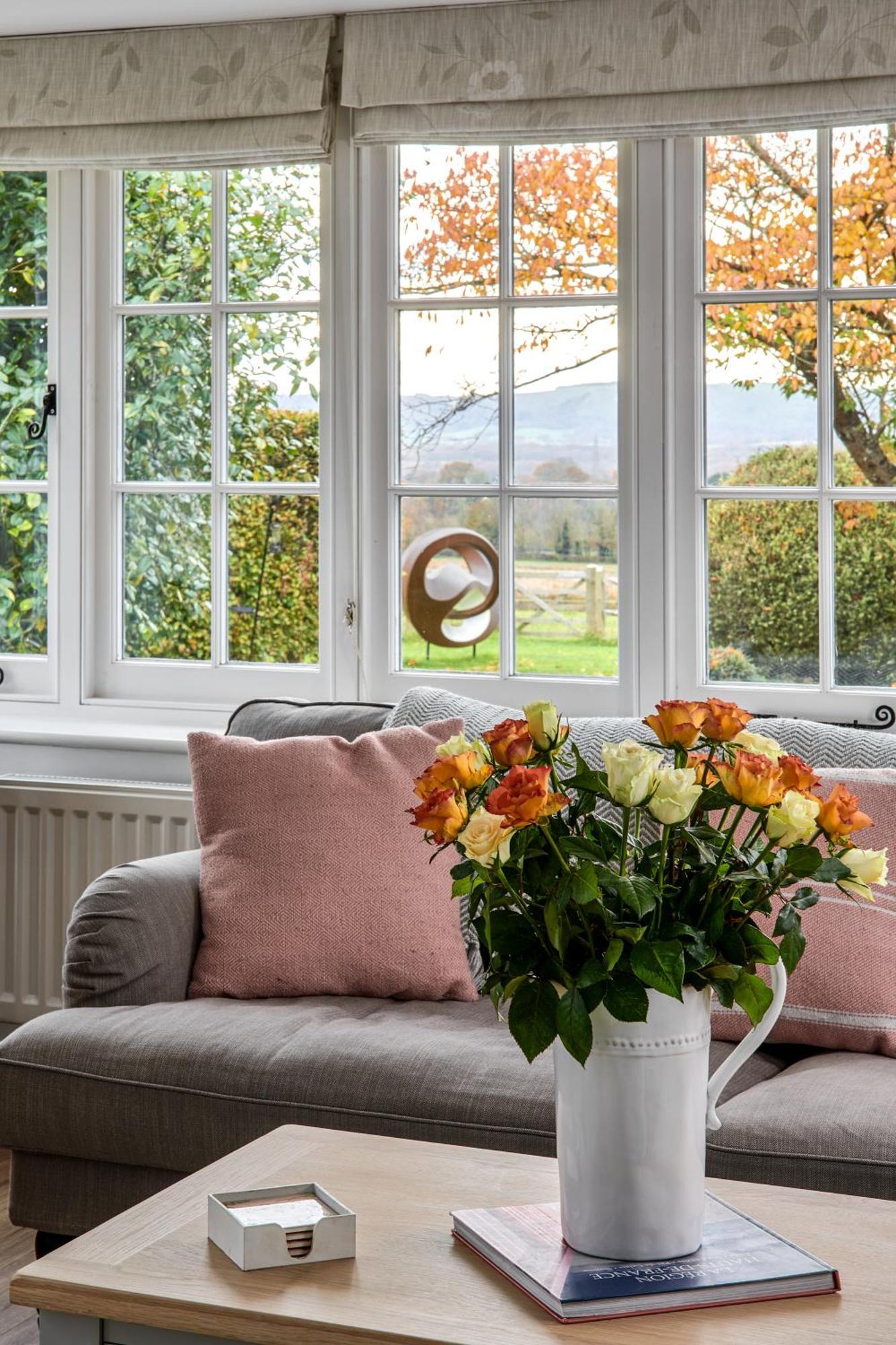 Апартаменты Garden Flat Near Goodwood With Stunning Views Питерсфилд Экстерьер фото