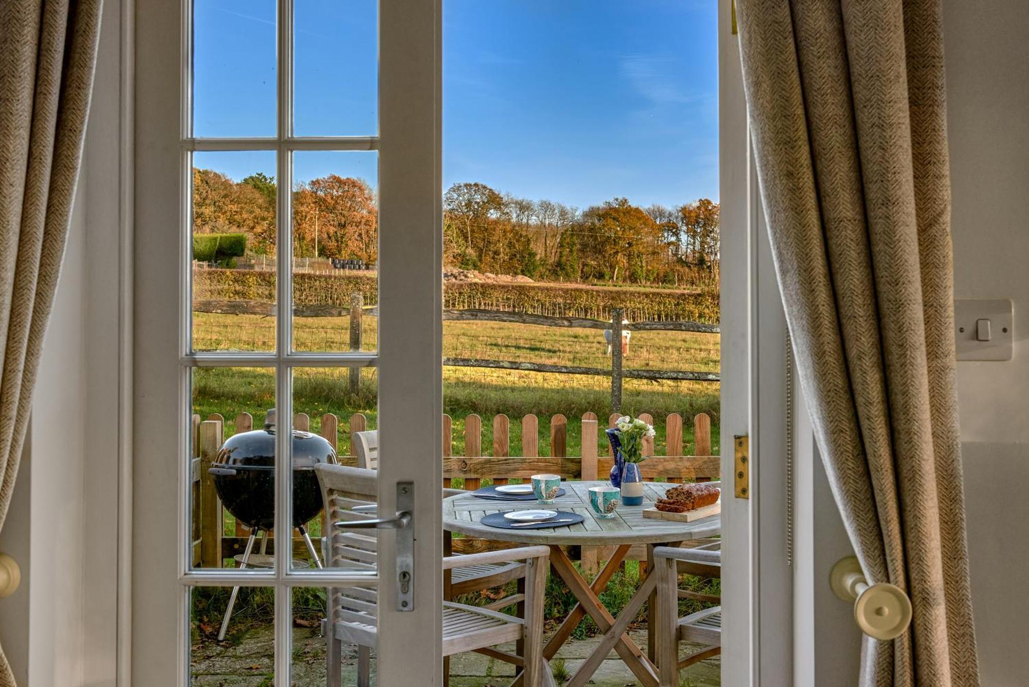 Апартаменты Garden Flat Near Goodwood With Stunning Views Питерсфилд Экстерьер фото